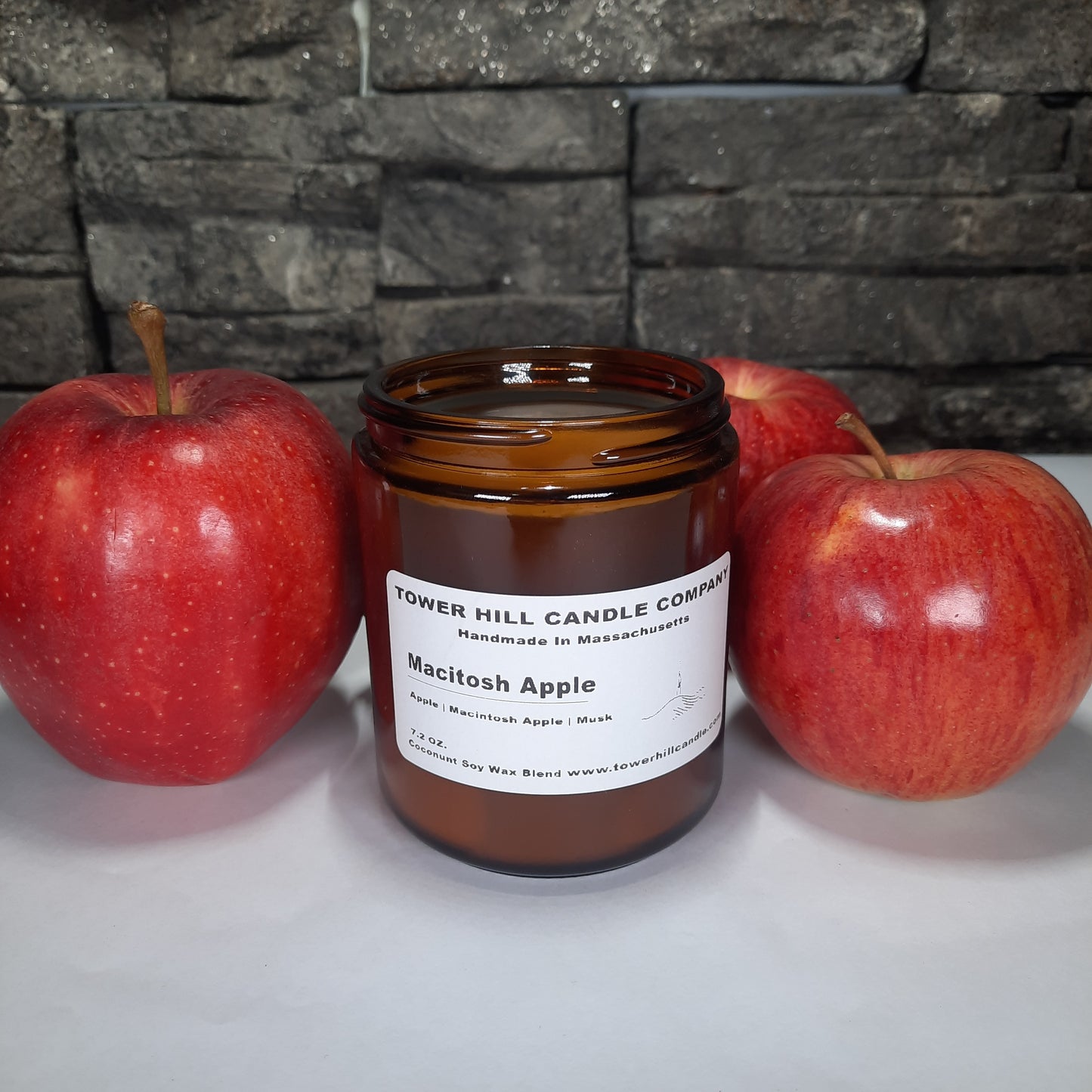 Macintosh Apple Amber Candle