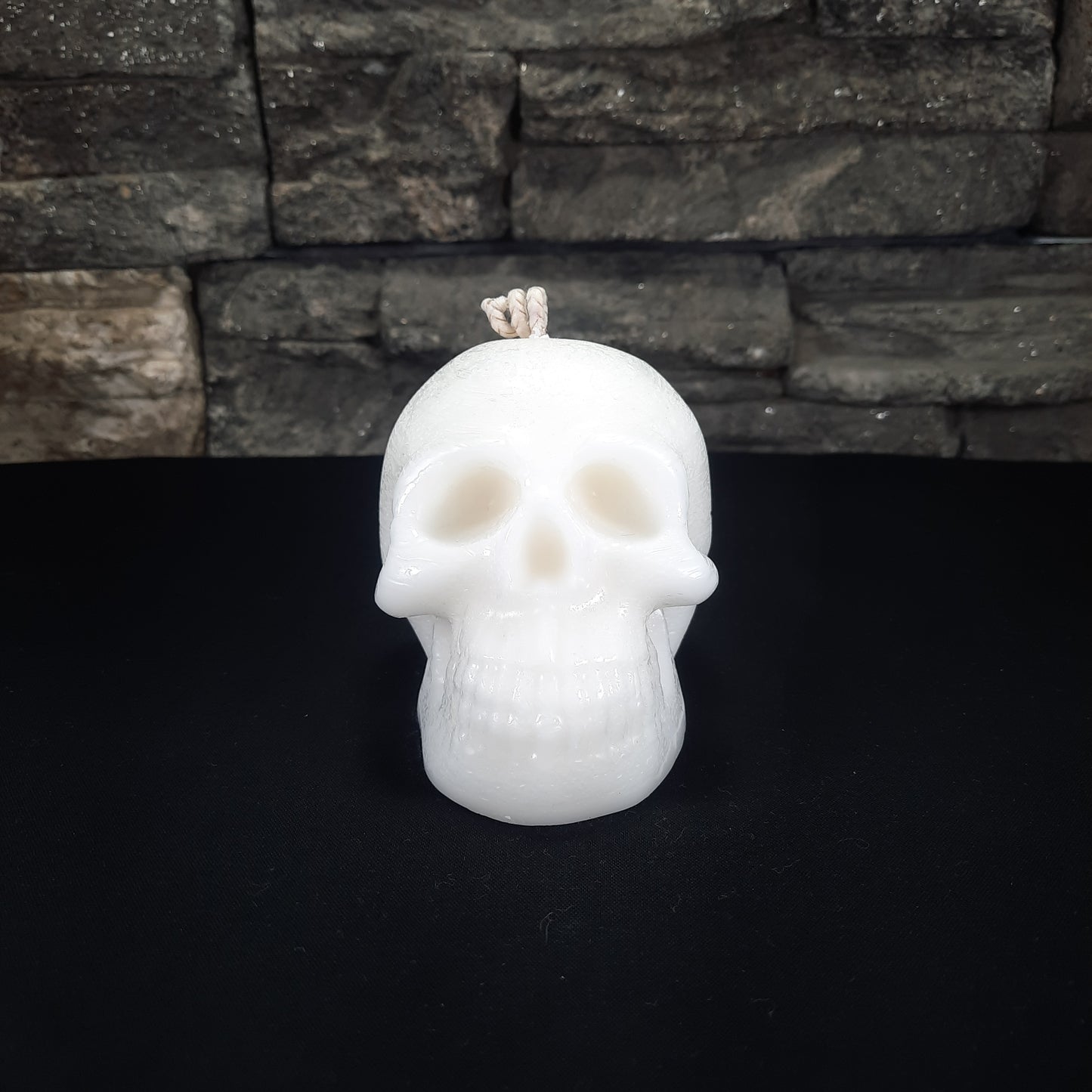 Skull Pillar Vanilla Candle